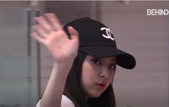 블핑 오늘 출국 잘 다녀와