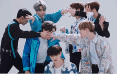 뮤뱅도 1위 축하해ㅎㅎ