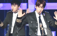 템포 제복 백현인 레전드야