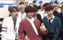 잘생긴 애들 친목 도모 좀 도와 줘라