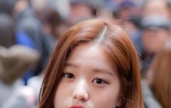 원영이 갈색머리