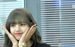 리사 출국길 잘 다녀와