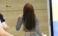 제니 몸매 부러워....