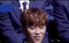 새로운 학교에서 만난 댕댕이 남사친썰 풀어봄.gif