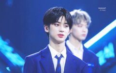 보고싶어 김민규