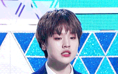 몇년만에 브이앱깔아본다