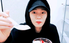 0725  연준 브이앱 움짤 +