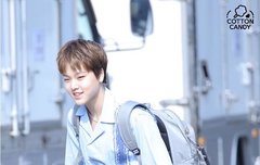 도현이 손 왜 자꾸 저기에 두니..??