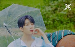 와 이제 진짜 데뷔하는거 실감난다ㅠㅠㅠ