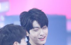 수빈:블루베리생크림빵은 정말