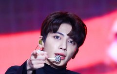 쪼꼬미 태현이 보고 쟈쟈