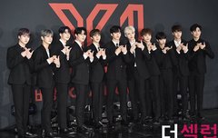 애들 수트입었어