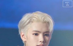 강민희 금발 톤그로 라고 생각했는데