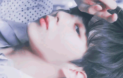 지금 하프밀리언 넘겼다고