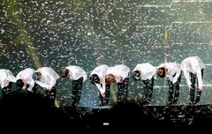 초동 신인 최초