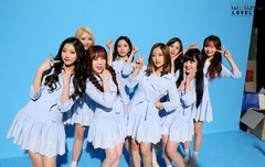 얘들아 러블리즈가 좋은 것만 보랬어❤