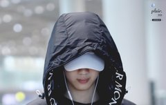 관린이 에어팟있는데도 이어폰쓰는거