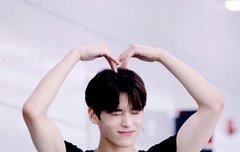 우리 팬톡 떡상시키자