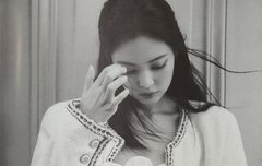 제니 샤넬화보 새거