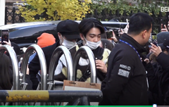 GOT7 뮤뱅출근 반가워 11/22