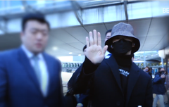 강다니엘 3관왕 달성 입국 최고로다!