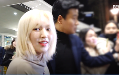 레드벨벳 AAA 입국 너무 예뻐 잠 못잔다