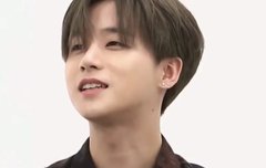 아이콘 김진환 대게 묘하게 잘생겼다