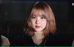 여자친구  뮤직뱅크 출근길 12-20 존예