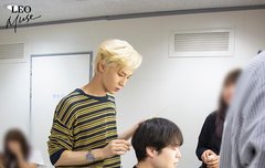 오빠 그 피지컬에 나 못지 않는 동안인거 대단하네