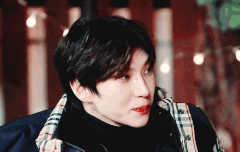 후배 말에 경청하고 반응하시는 선배님