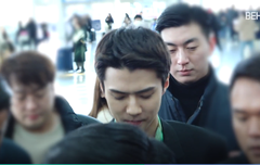 세훈 오늘 출국길 잘 다녀와! ^^