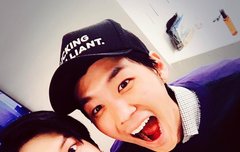 아랫니 여러개 보이는 짤