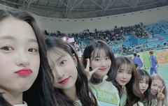 파인에플들아 울애긩이들 4월에 컴백이래용