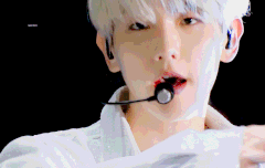 백현이 기부했네