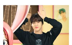 어디 올라온지 모르겠는 유빈이 New짤