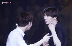 이 사진 이연이랑 닮았네