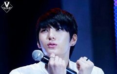 내가 보기엔 레오 얼굴 많이 달라졌어