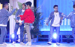 2U 시작할 때 강다니엘이랑 팀다니엘 프리한 분위기 너무 좋지않아?