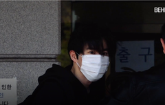 수호 오늘 출근 완전 존잘