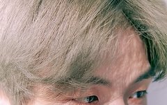 강다니엘은 흑백도 진리야