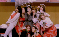 러블리즈 단체짤 모음