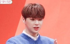 10시 코앞 1.5배속 팔은 안으로 굽는다