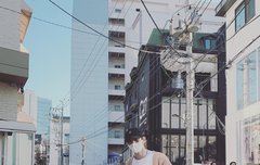 조카가 삼촌 닮아서 벌써 기럭지가 뛰어난것 봐