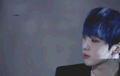 승윤이 팔찌 산사람??