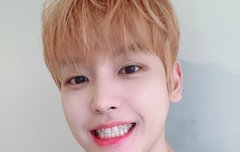 김인성 금발과 흑발의 딜레마