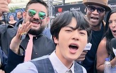 이짤 석진이 진짜 인싸처럼 나옴