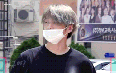 강다니엘 세팅전 부스스한거 귀여워