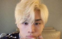 데미안 금발 vs 흑발