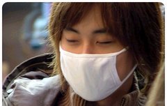 다들 마스크 잘 쓰고 다녀!