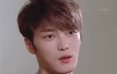 아무도 없는 틈을 타서